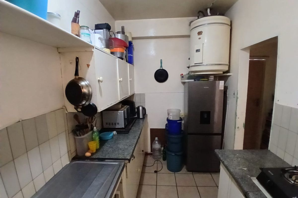 2 Bedroom For Sale in Arcadia - TLC Investors Dream  - Photo 2