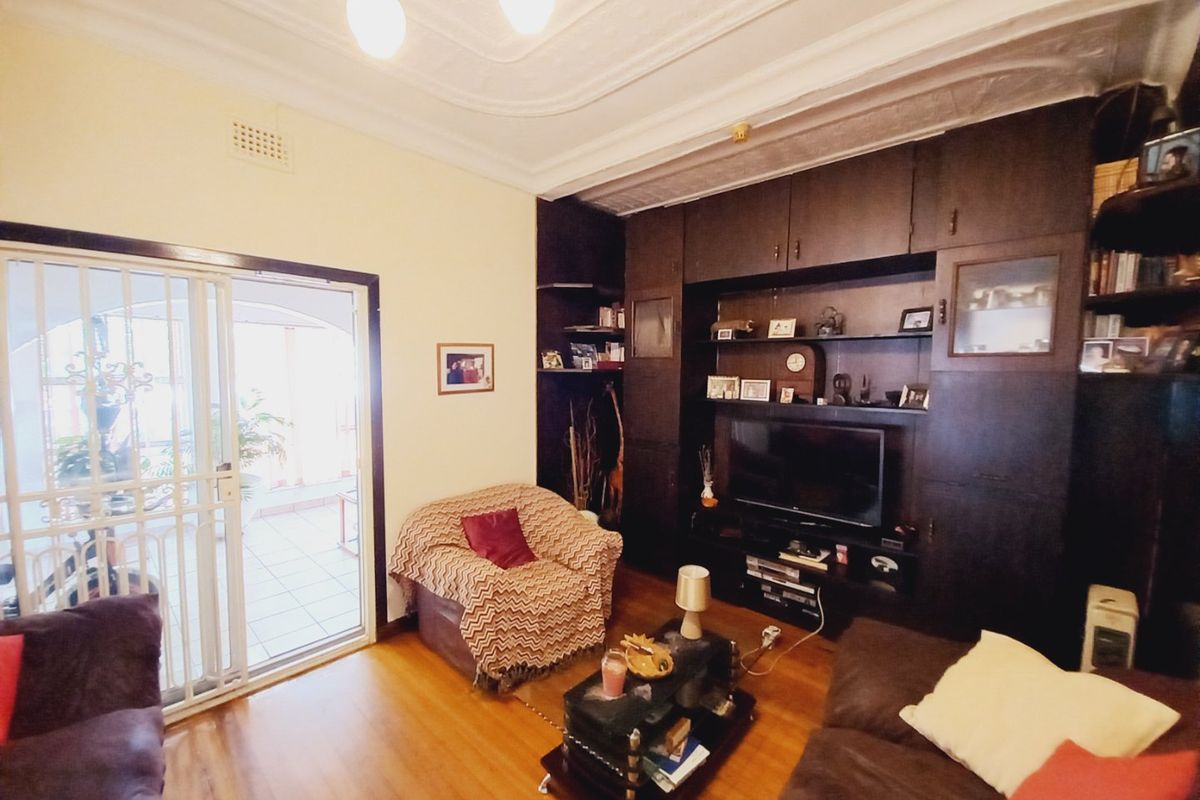 Charming 3 Bedroom Family Home with Flatlet and Versatile Living in Primrose Hill, Germiston - Photo 3