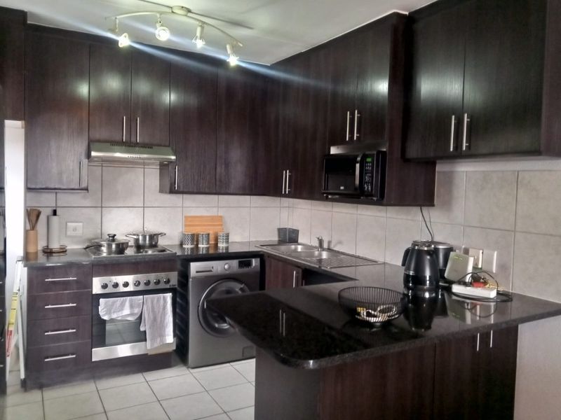 2 Bed Apartment in Noordwyk for Sale - Photo 8