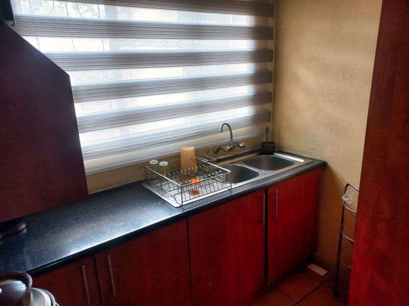 Perfect Family Starter! 3-Bed Home with Massive Parking & Rental Potential - Photo 9