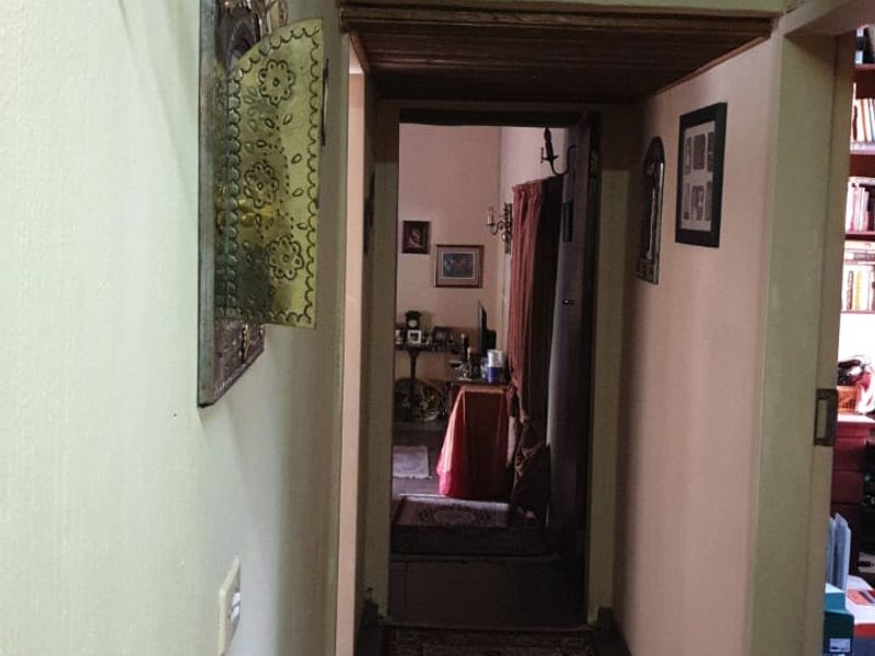 Spacious Family Home with Great Potential & Entertainment Features - Photo 3