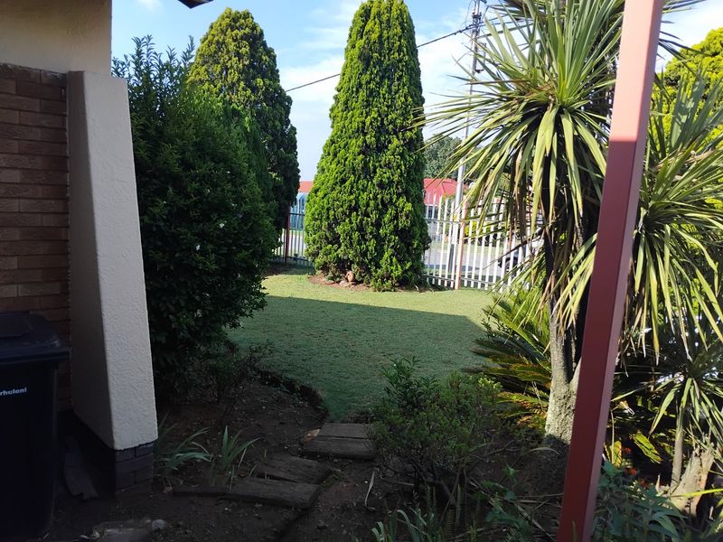 Charming Family Home with Pool – Great Value & Comfort! - Photo 5