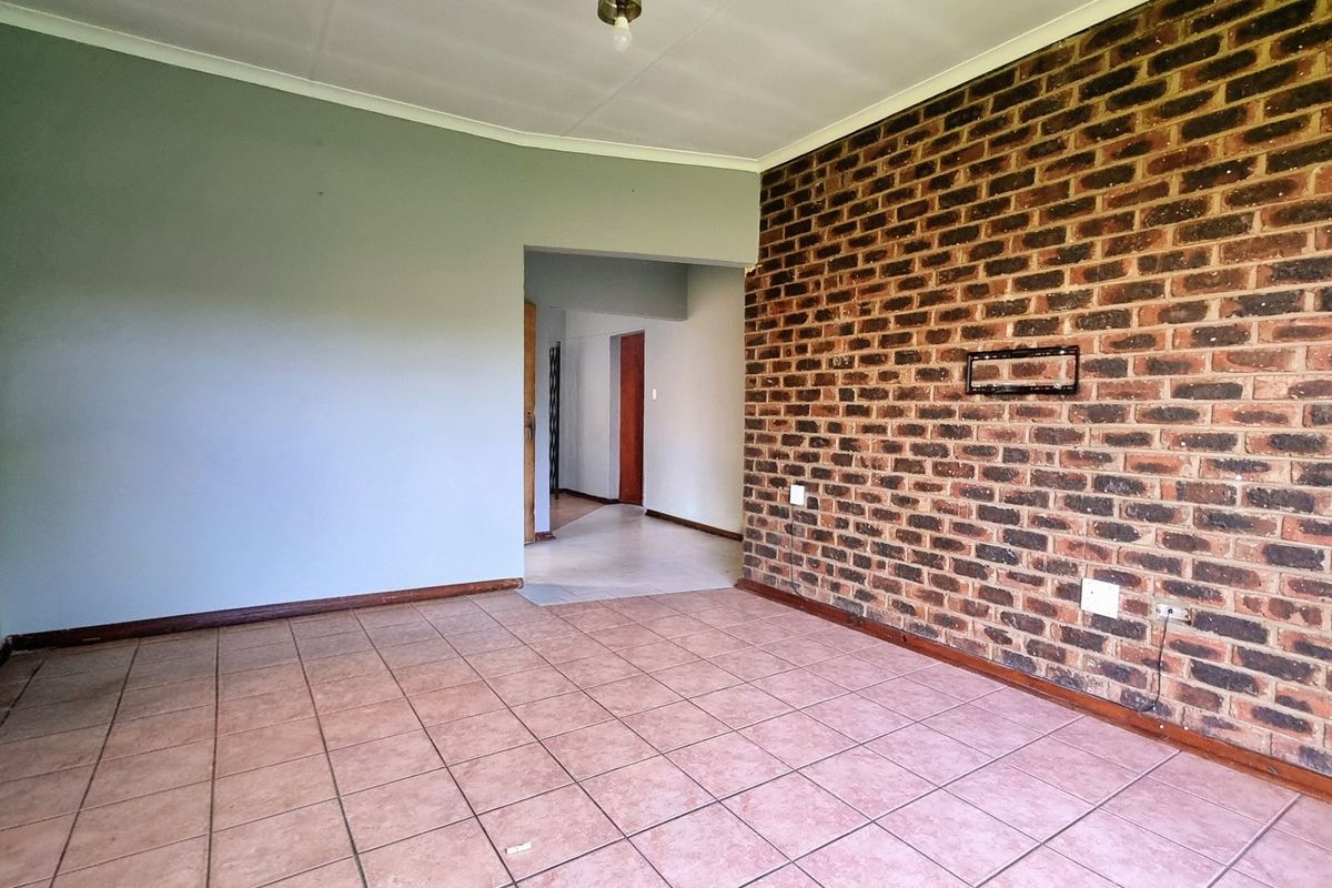 Family-Friendly Home in Convenient Location - Photo 5