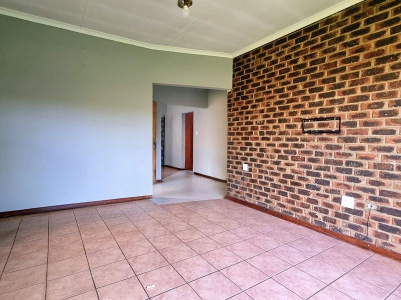 Family-Friendly Home in Convenient Location - Photo 5