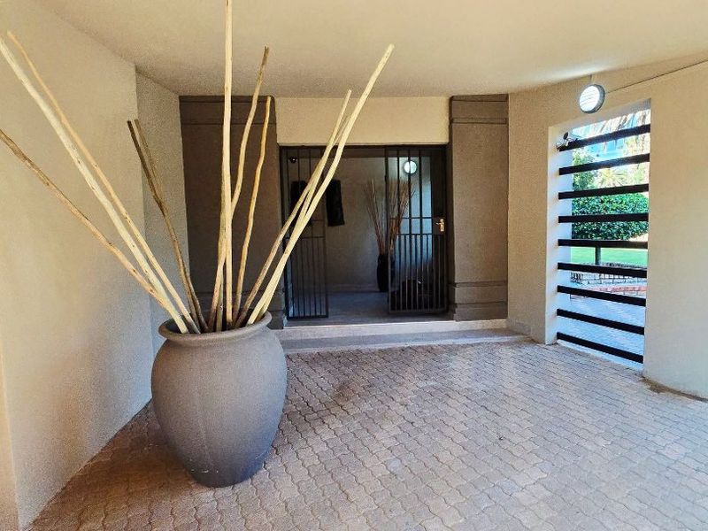 Don't miss out on this one!!! - Photo 2