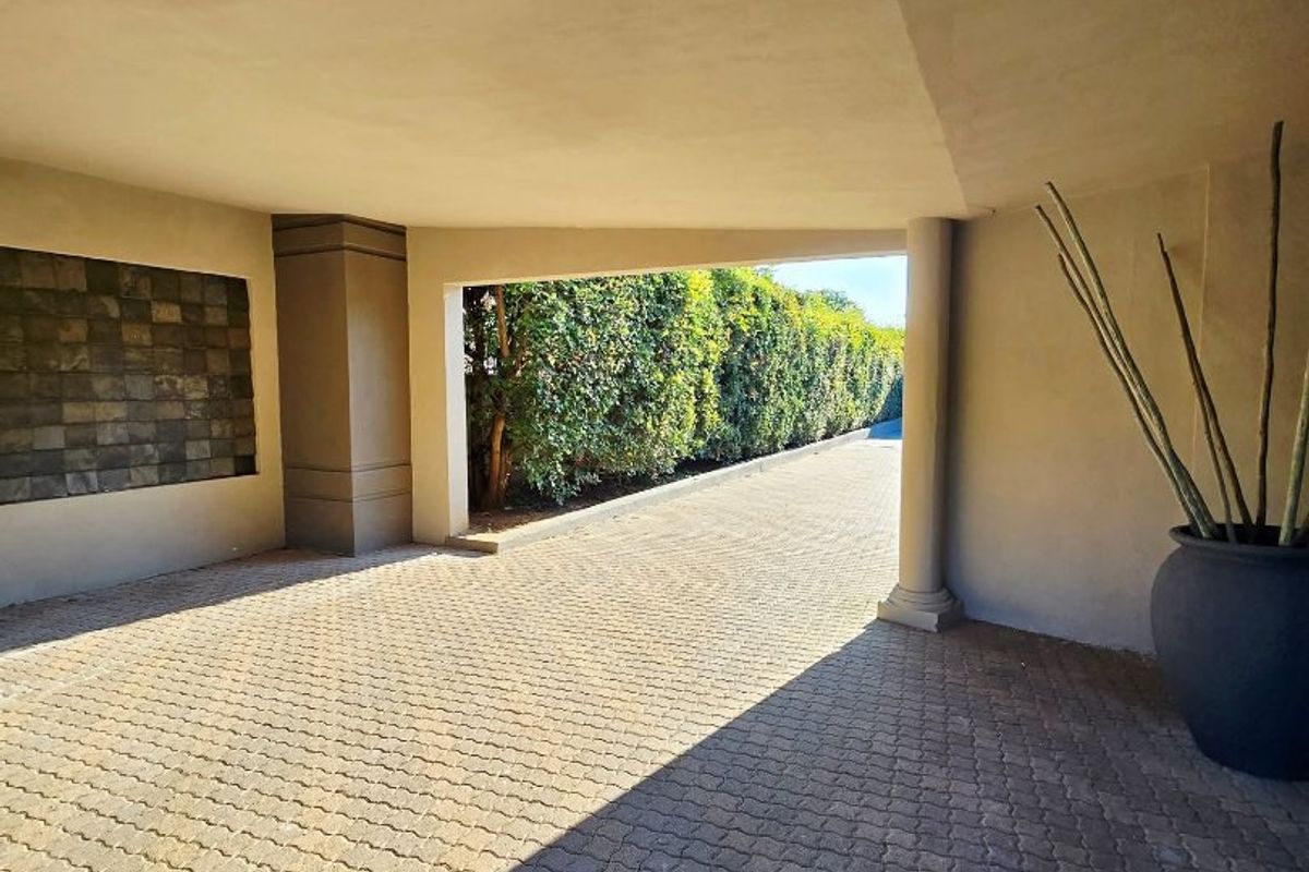 Don't miss out on this one!!! - Photo 3