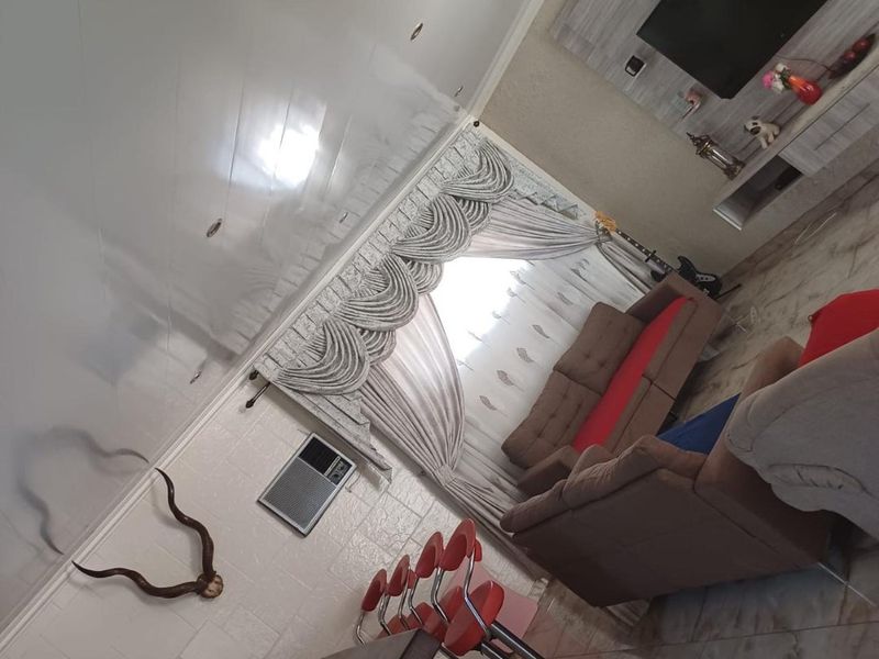 Ambient dream family home  - Photo 8