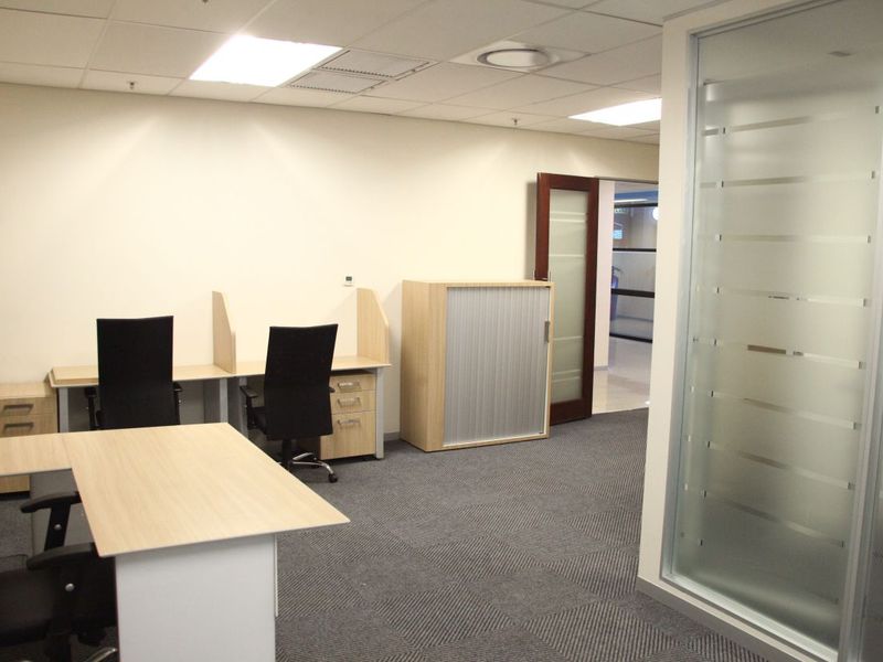Office Space to let in Sinosteel Plaza, Morningside Sandton  - Photo 6