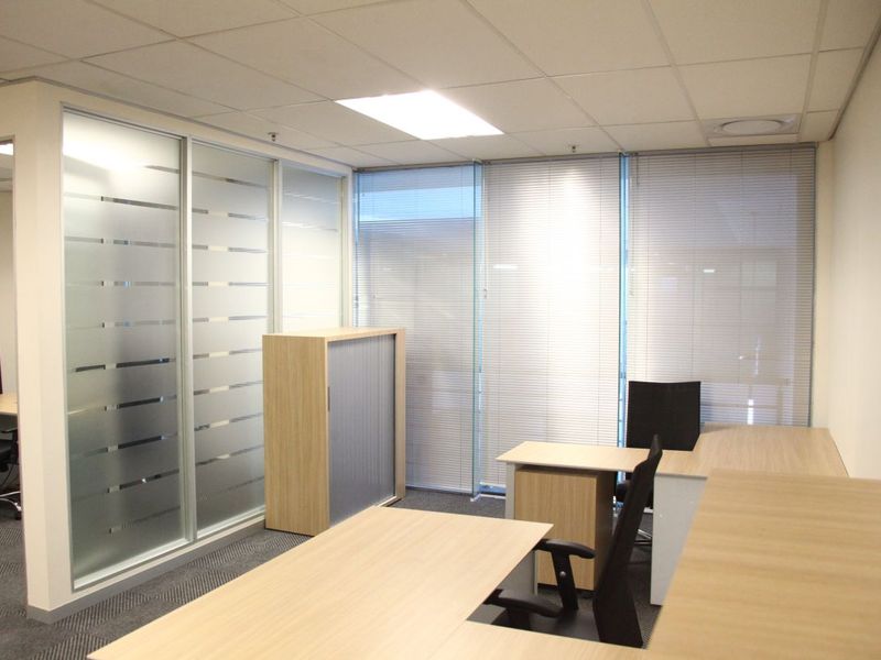Office Space to let in Sinosteel Plaza, Morningside Sandton  - Photo 5