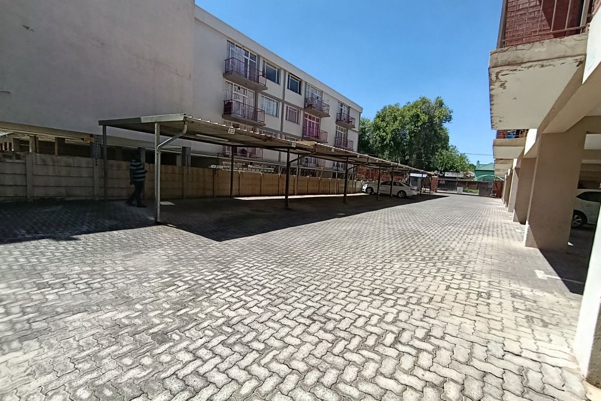 Houses for sale in Florida, Roodepoort  - Photo 5