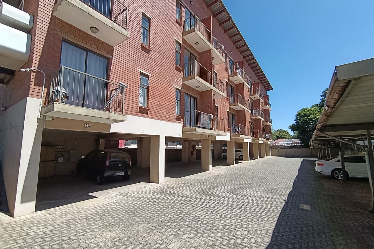 Houses for sale in Florida, Roodepoort  - Photo 2