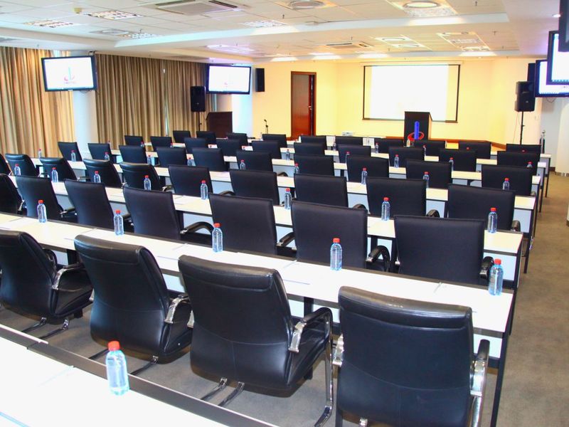 Premium Office Space to rent in Sinosteel Plaza, Morningside Sandton  - Photo 10