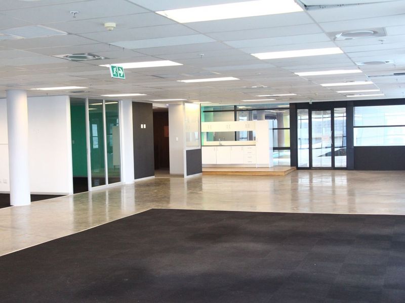 Prime Office to rent in Sinosteel Plaza, Morningside Sandton  - Photo 4