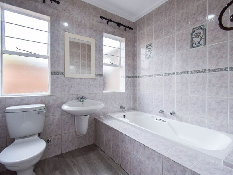 Newly renovated full title 2 Bedroom cluster home in Wapadrand Security Village - Photo 7