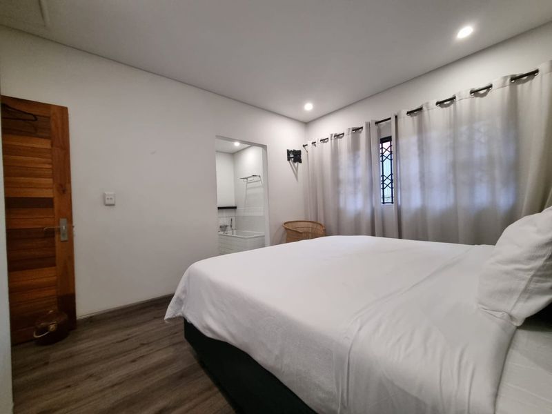 1 Bedroom 1 Bathroom Fully Furnished  - Photo 6