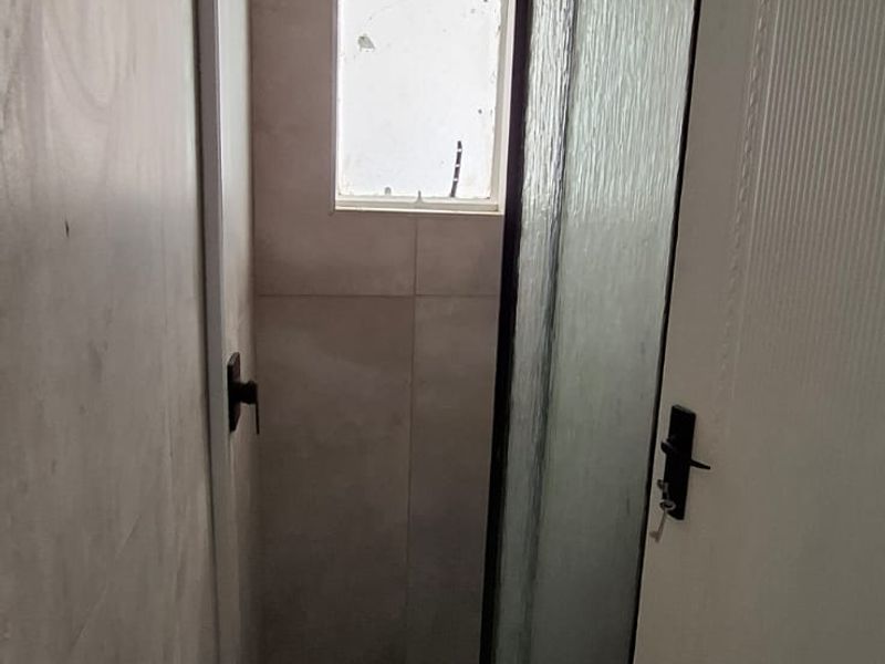 Expensive taste 2-Bedroom Garden Cottage with Private Entrance – To Let in Waterkloof Ridge - Photo 10