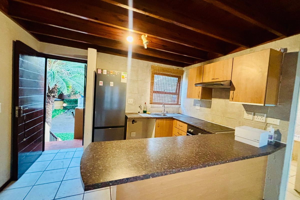 1 BEDROOM PLUS LOFT UNIT - Photo 2