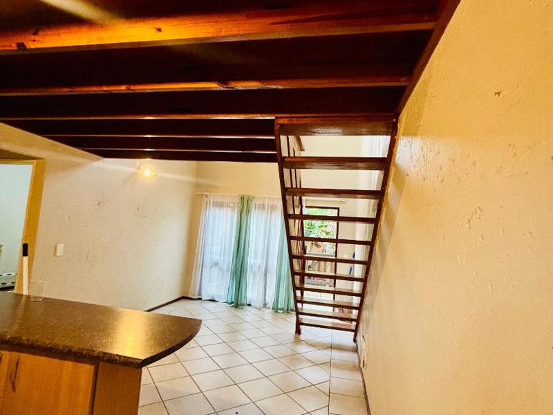 1 BEDROOM PLUS LOFT UNIT - Photo 4