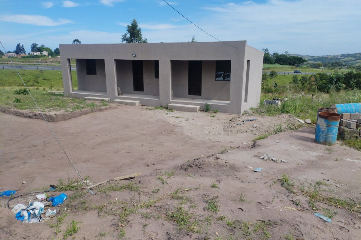 Flatlets/Cottages for sale in Gingindlovu. - Photo 2