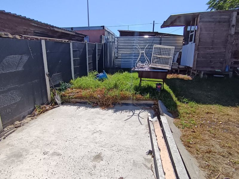 One Bedroom Home in Bishop Lavis - Photo 10