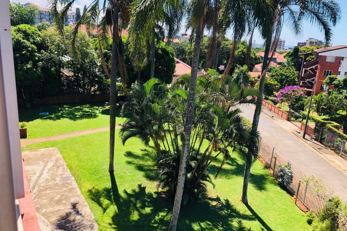 2.5 Bedrooms, 1 Bathrooms Apartment For Sale In Morningside, Durban - Photo 4