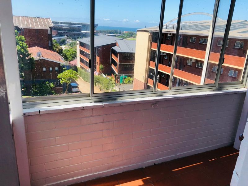 2.5 Bedrooms, 1 Bathrooms Apartment For Sale In Morningside, Durban - Photo 3