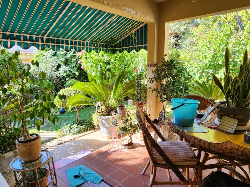 2 Bedroom Flat in very popular complex in central Wilkoppies. - Photo 2