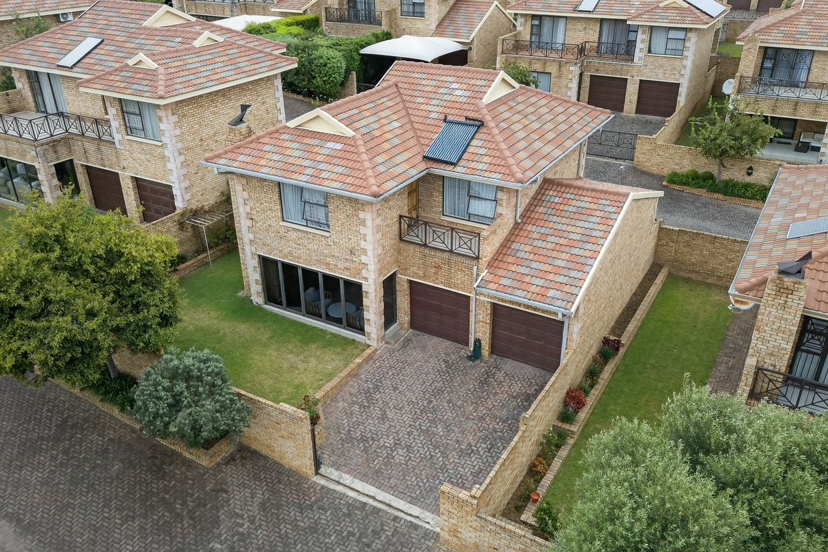 Secure Lifestyle Living with Scenic Trails - Photo 4