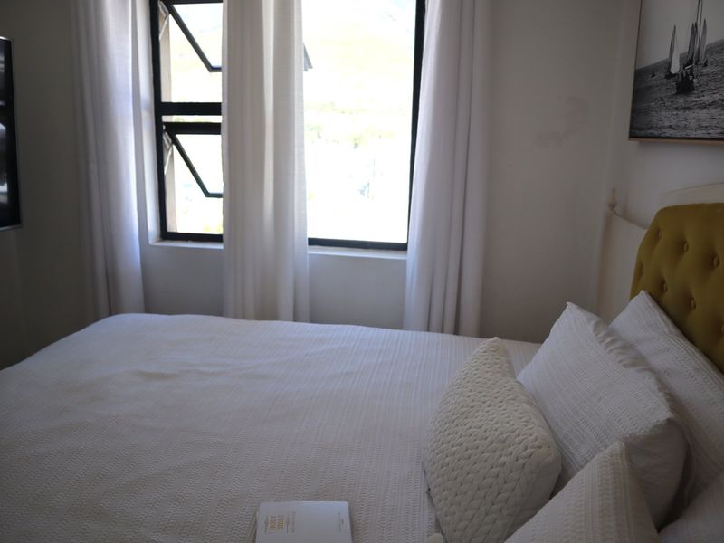 Charming 2-Bedroom Apartment for Sale in Zonnebloem, Cape Town - Photo 8
