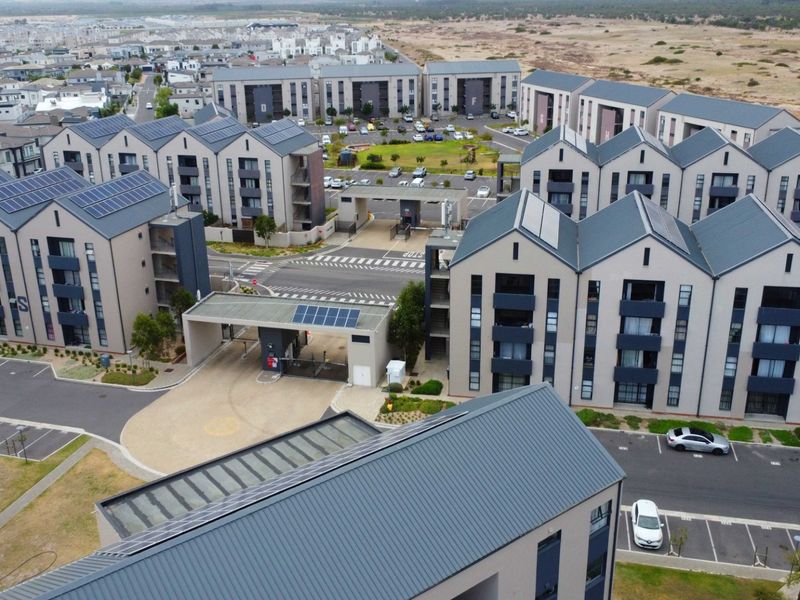 Well maintained Apartment - Photo 4