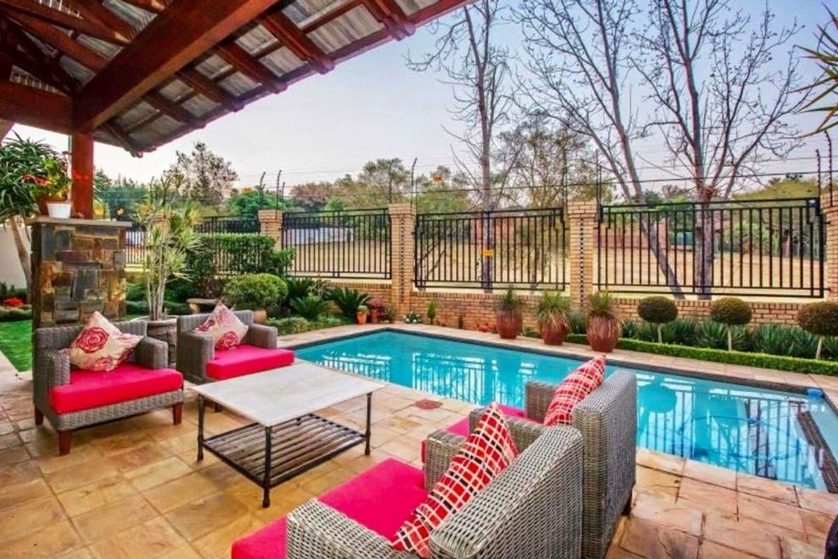 A Private Resort Hidden in Waterkloof Ridge — Where Every Day Feels Like a Getaway! - Photo 4