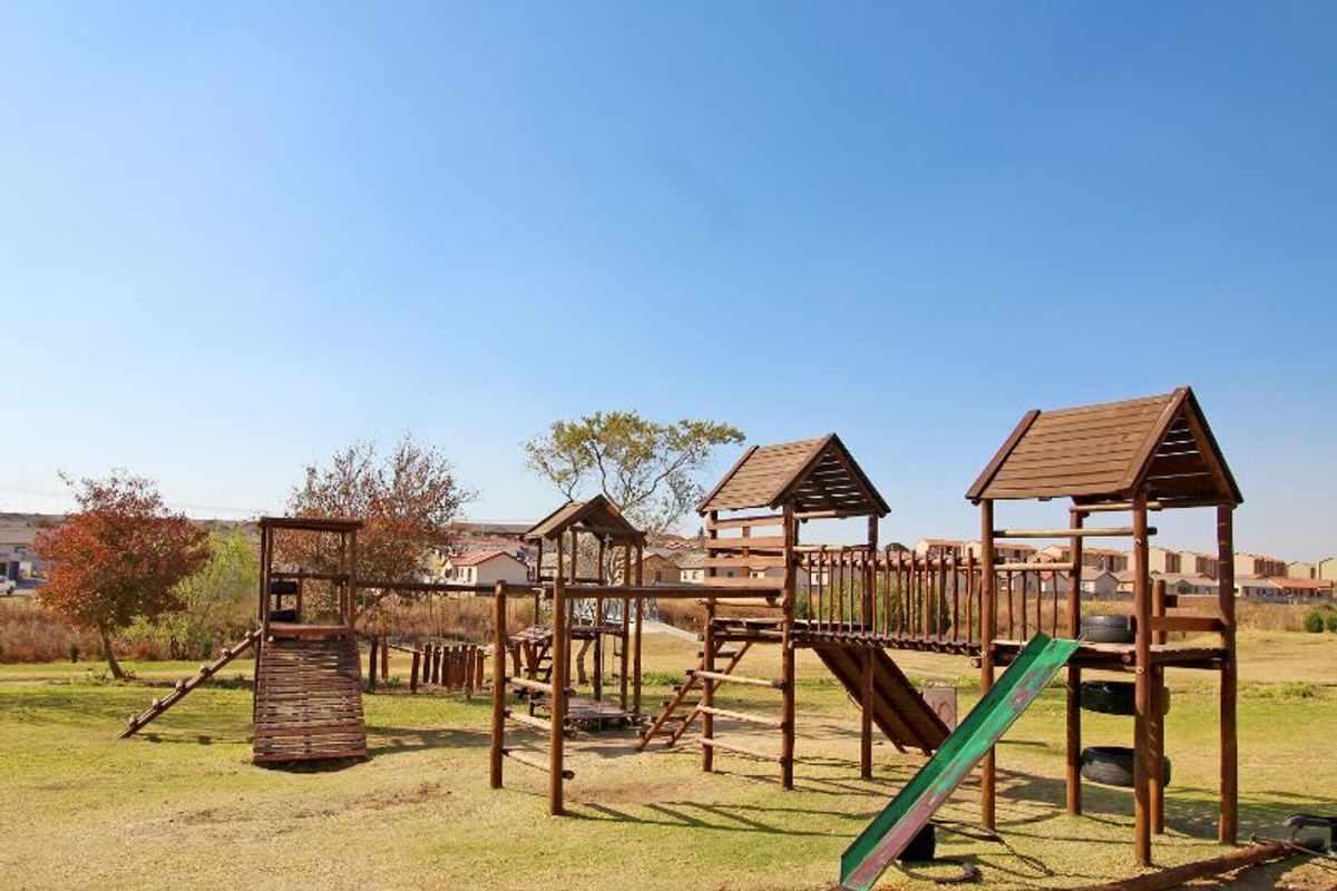 Bachelor Apartment for Sale – Kosmosdal, Centurion - Photo 5