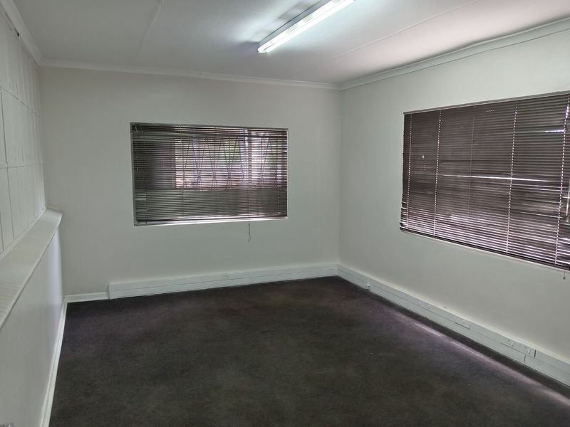 WAREHOUSE / MANUFACTURER SPACE AVAILABLE FOR RENTAL  - Photo 9