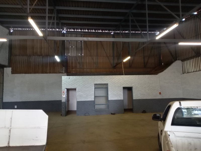WAREHOUSE / MANUFACTURER SPACE AVAILABLE FOR RENTAL  - Photo 7