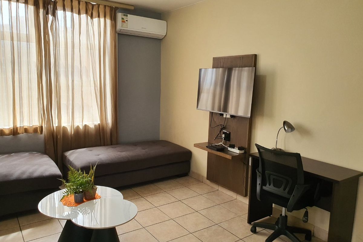 2 Bedroom Flat for sale in north beach - Photo 3