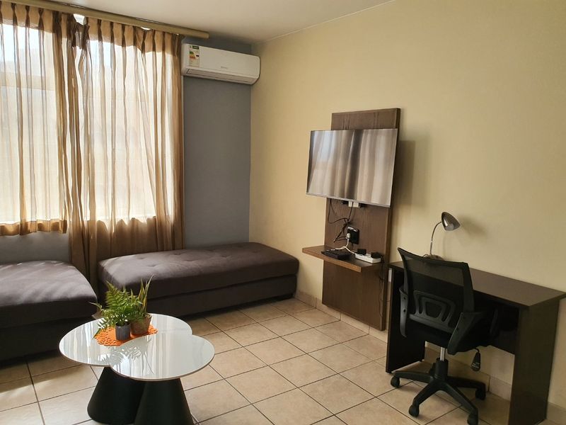 2 Bedroom Flat for sale in north beach - Photo 3