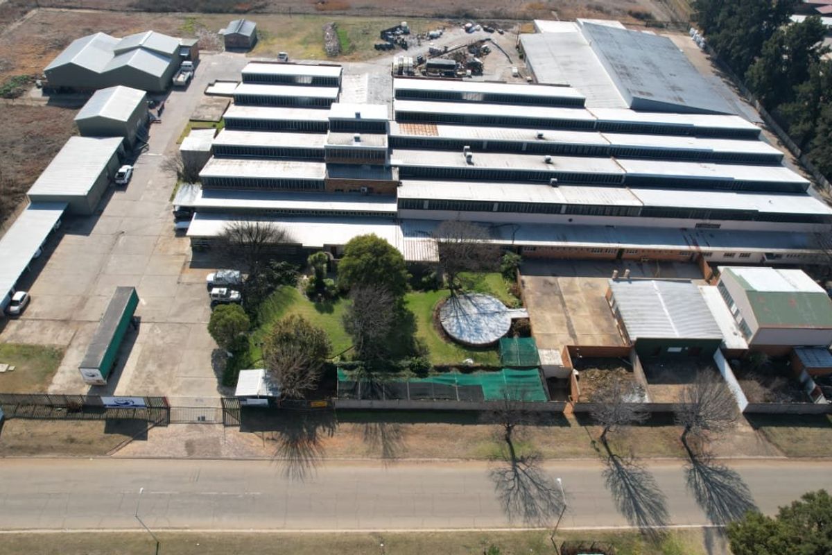 INDUSTRIAL PROPERTY FOR SALE.  - Photo 2