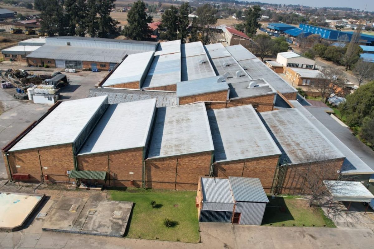 INDUSTRIAL PROPERTY FOR SALE.  - Photo 3