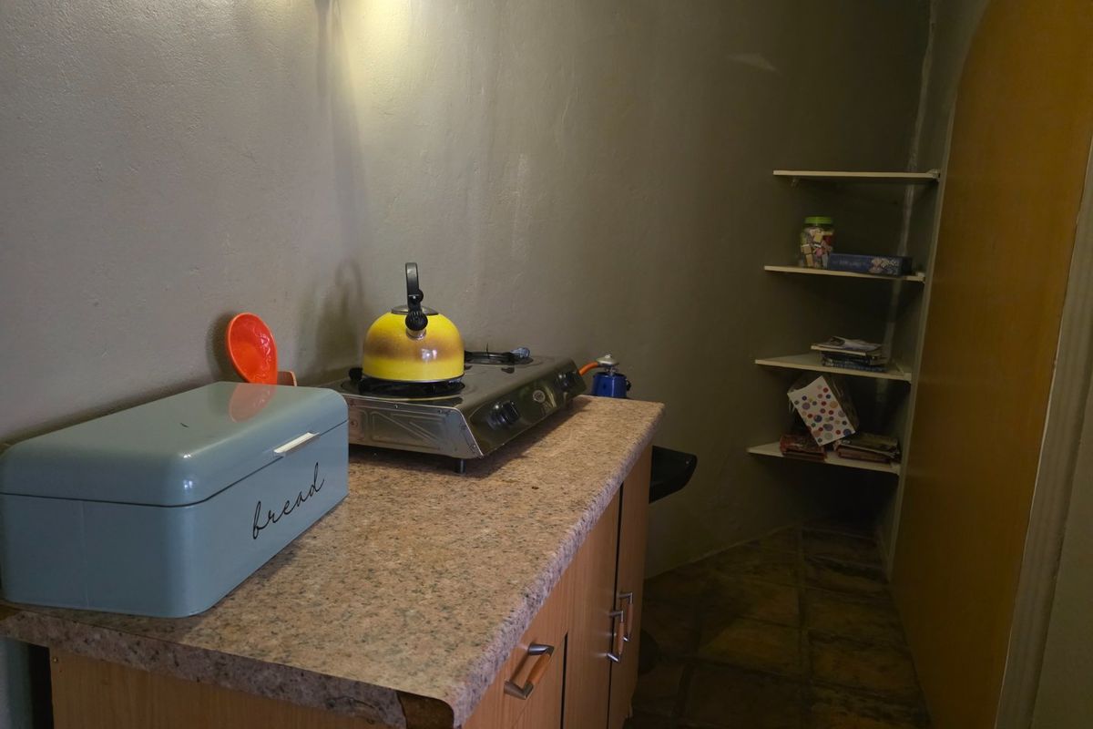 Charming 1 Bedroom Rental - Furnished or Unfurnished option available!!!!!! - Photo 5