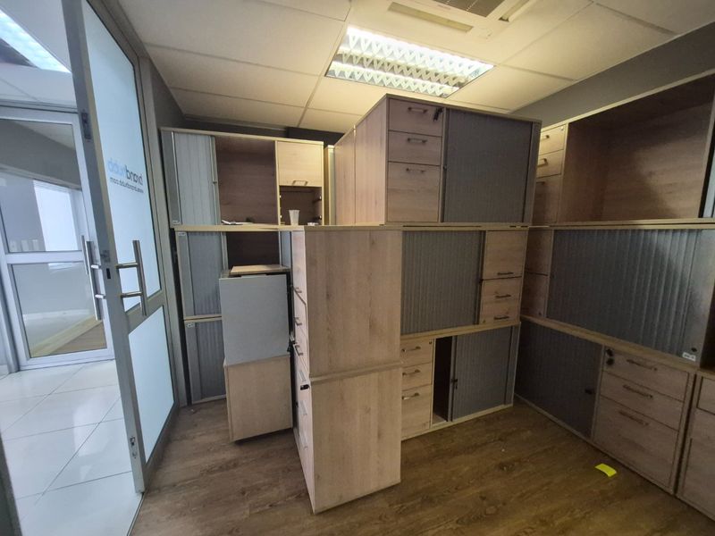 Modern Fully-Fitted Office Near Rivonia Off-Ramp – Available Now - Photo 8