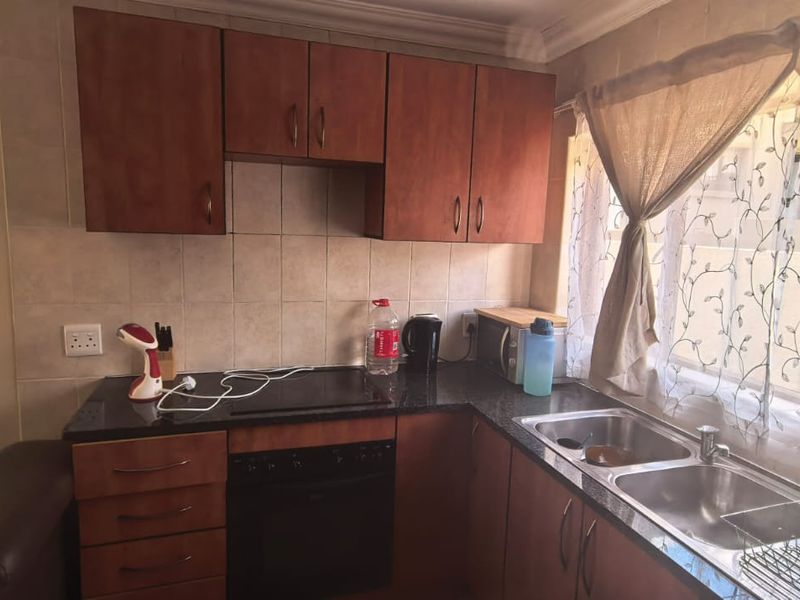 2 Bedroom, 2 Bathroom Home to Rent in Kyalami Boulevard Estate – Peaceful & Secure Living - Photo 6