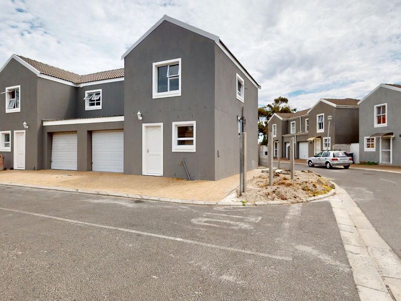 Modern 3-Bedroom Duplex in Secure Estate Living Setting - Photo 7