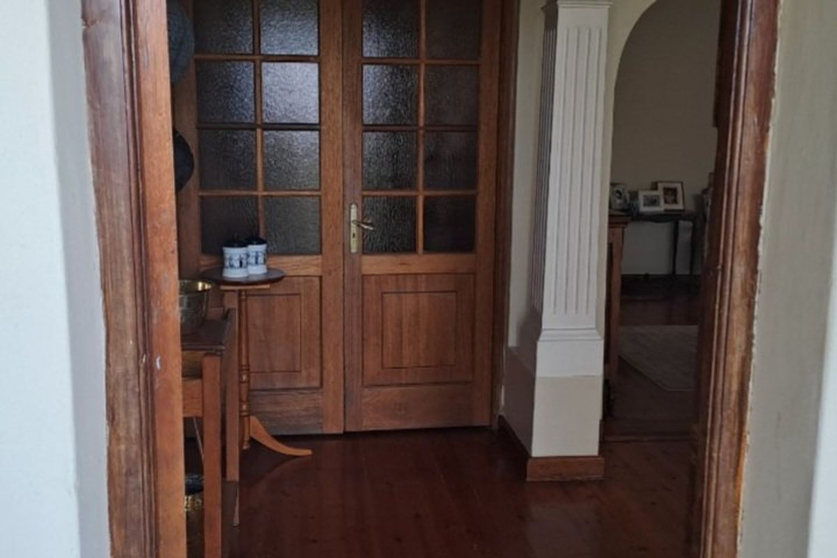 Beautiful family home up for Grabs!  - Photo 3