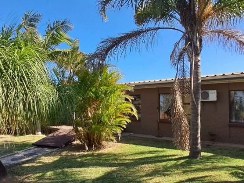 Big Family Home up for grabs! - Photo 4