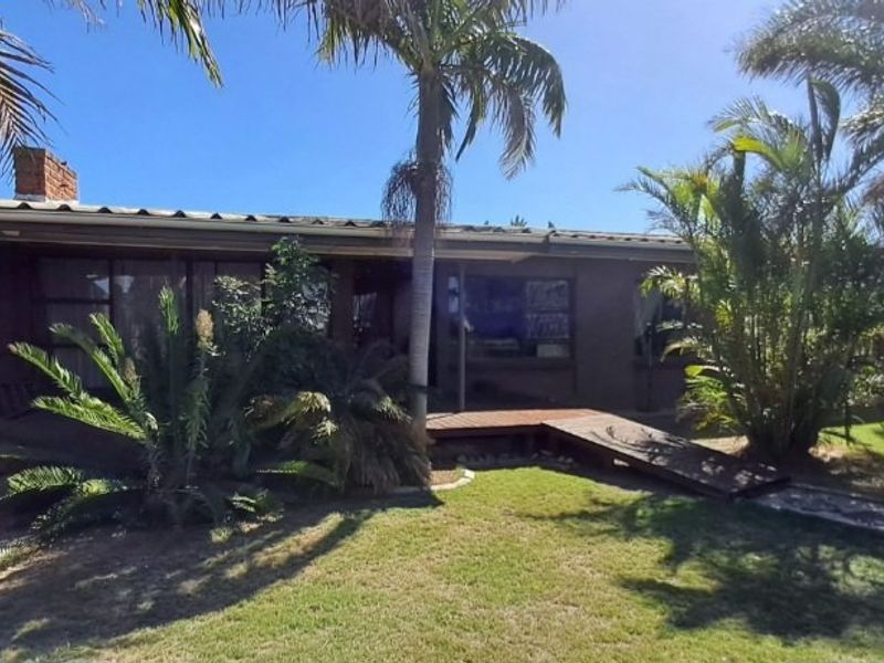 Big Family Home up for grabs! - Photo 5