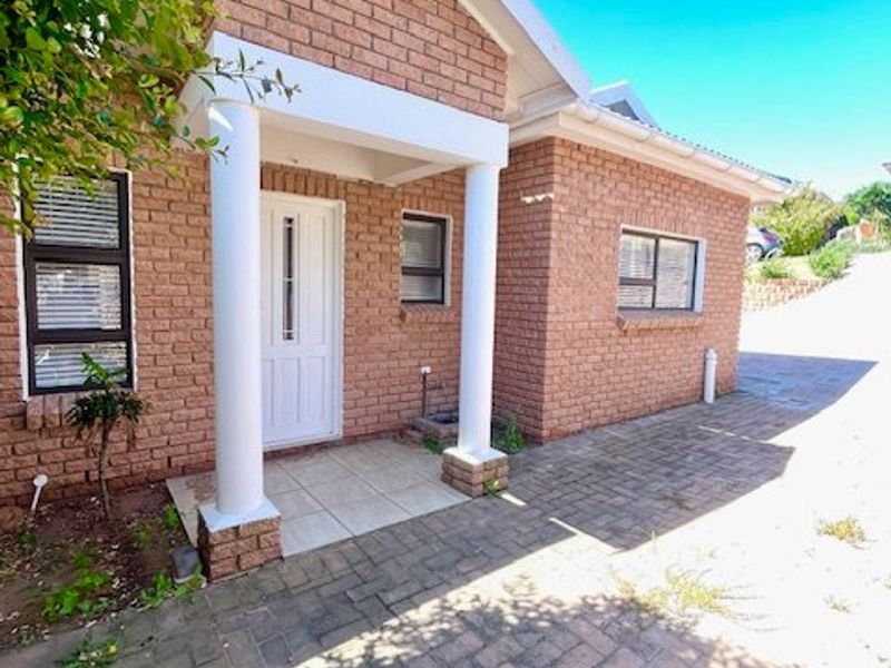 stunning 3 bedroom rental house in reebok. - Photo 6