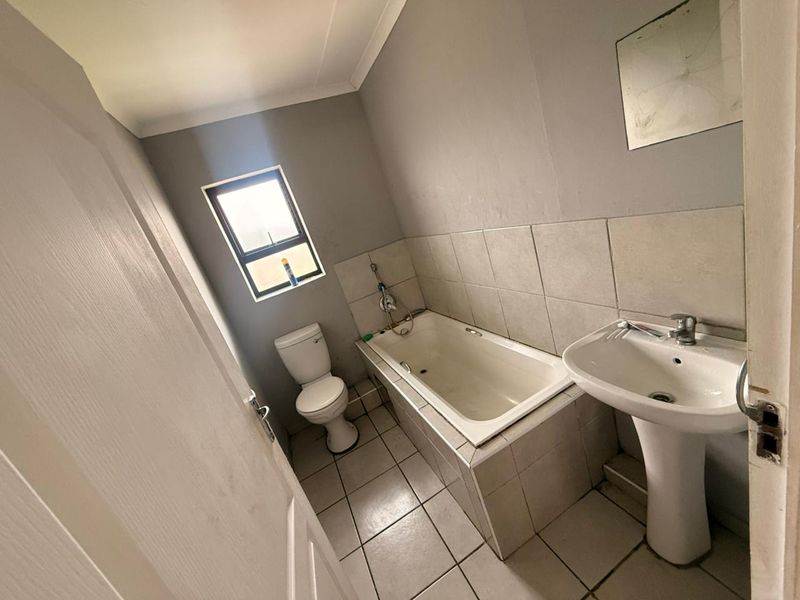 2 Bedrooms, 1 Bathroom Apartment For Sale In Newlands, Durban - Photo 8