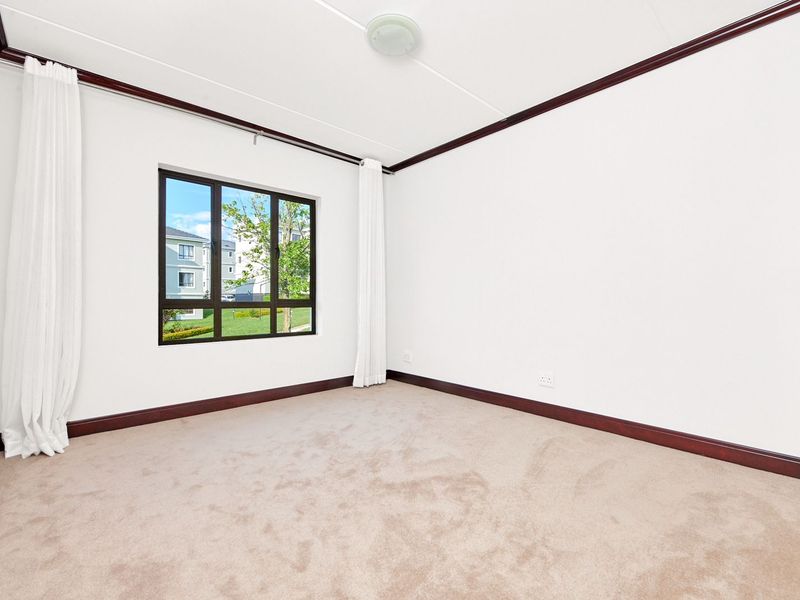 3 Bedroom 2 Bathroom For Sale. - Photo 10