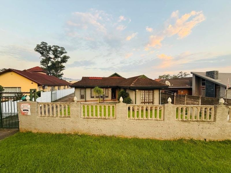 Find your Forever... A Special Place to Hang your Heart... - Photo 3