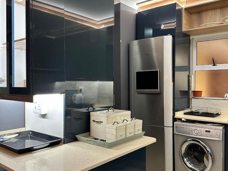 SIMPLY STUNNING!!! AVAILABLE NOW!! - Photo 4